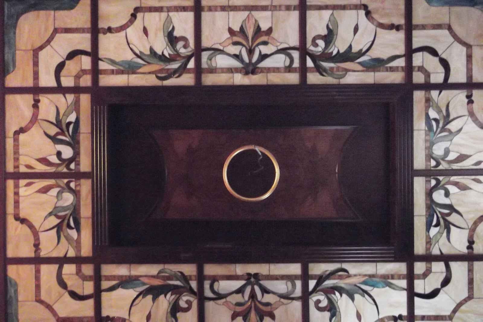 Реализация: Витражи в квартире на Шапова