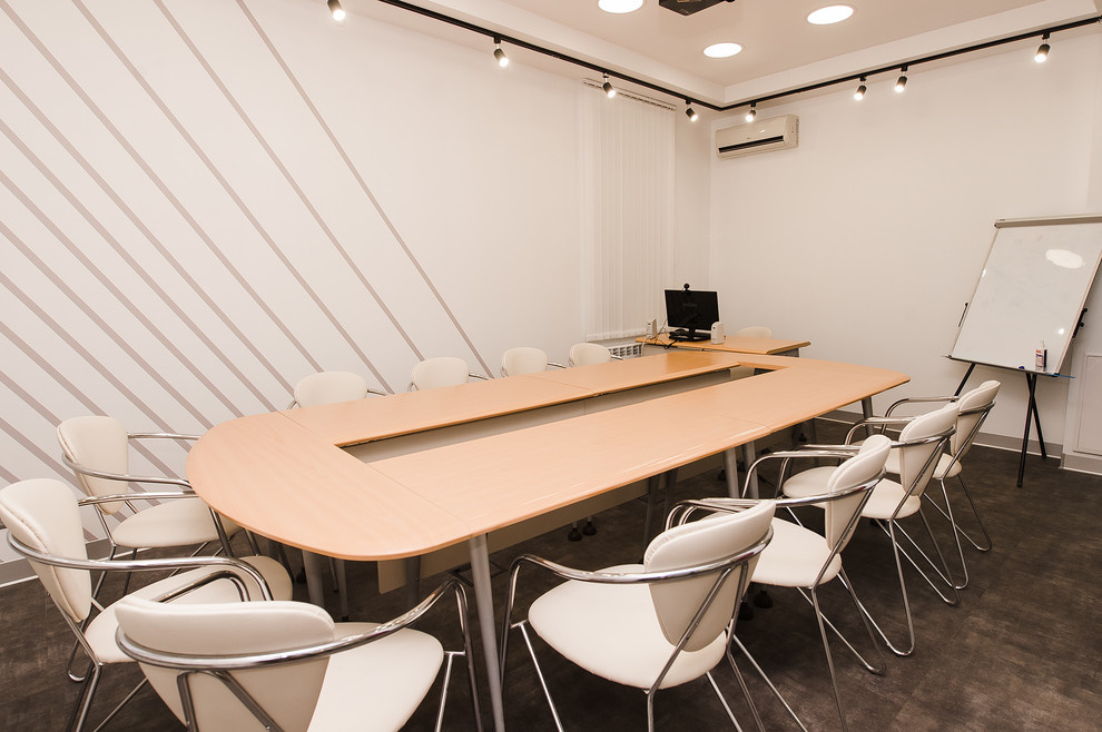 Обложка проекта: Интерьер банка Финам