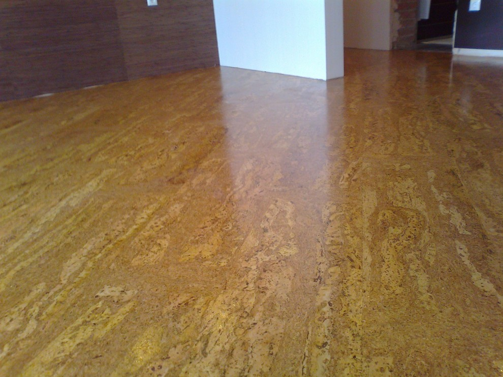 Клеевой пробковый пол