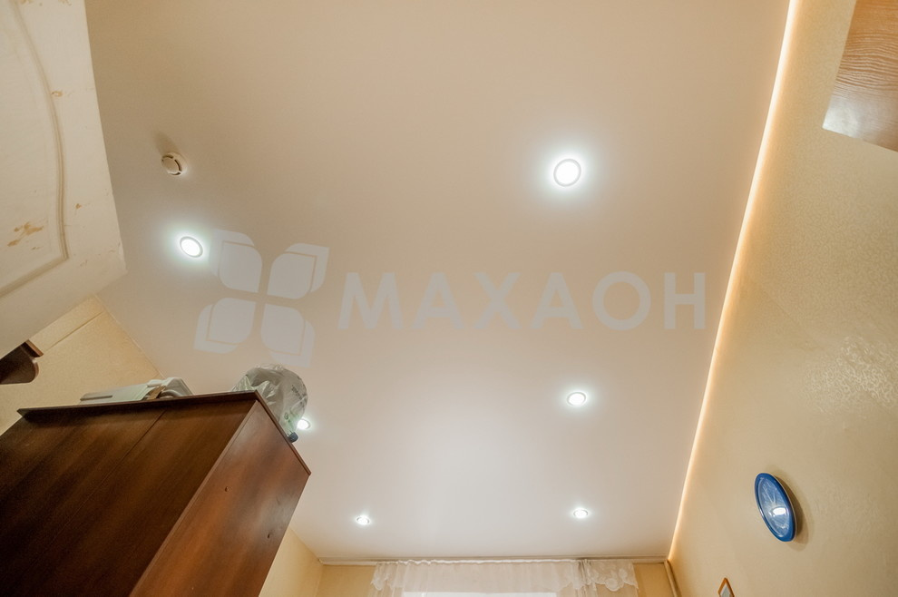 Натяжные потолки