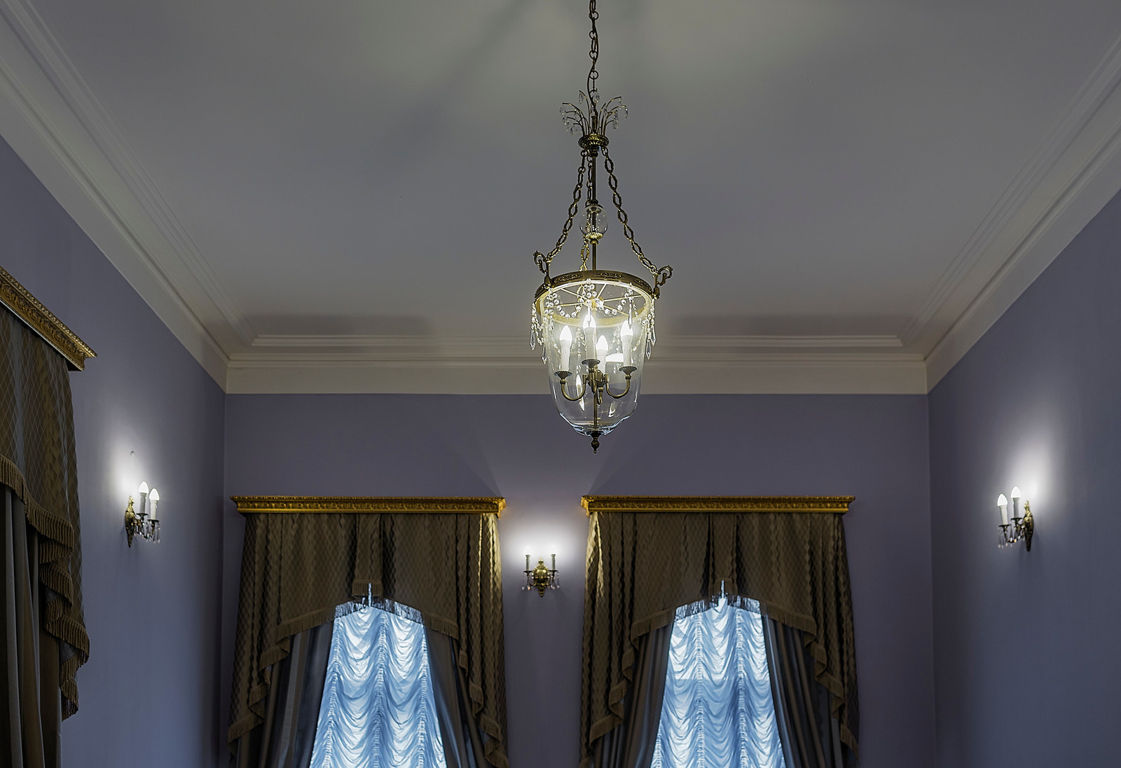 Светильники для кабинетов