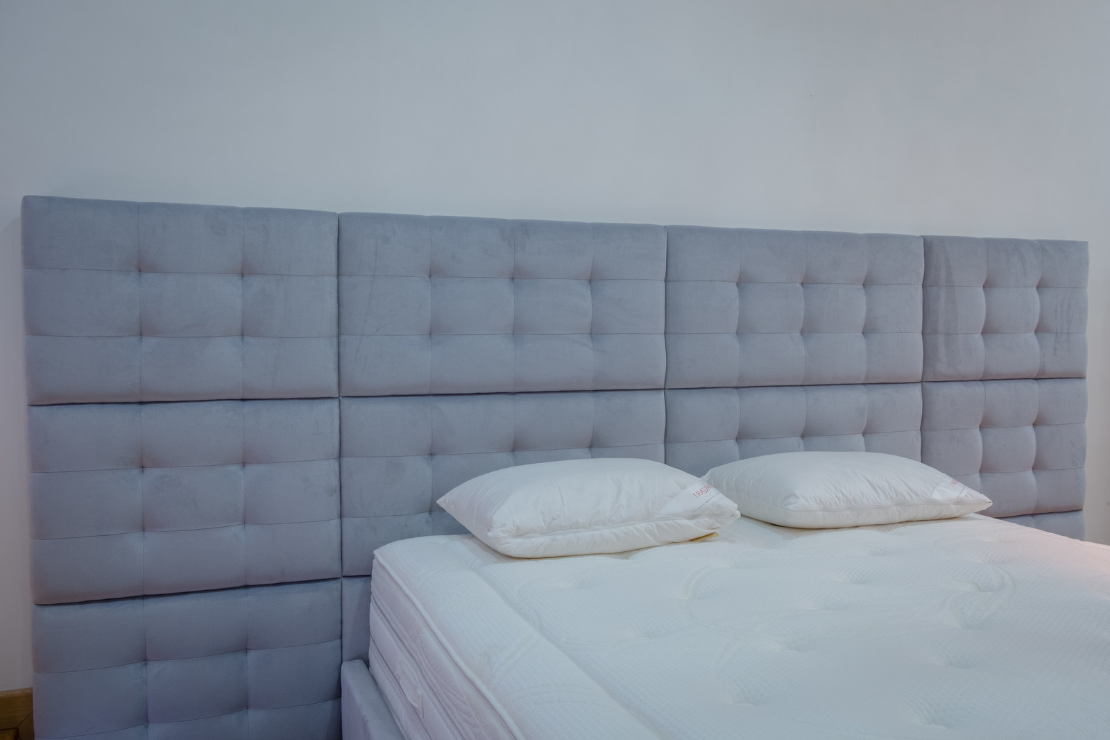 В наличии в Салоне 1998