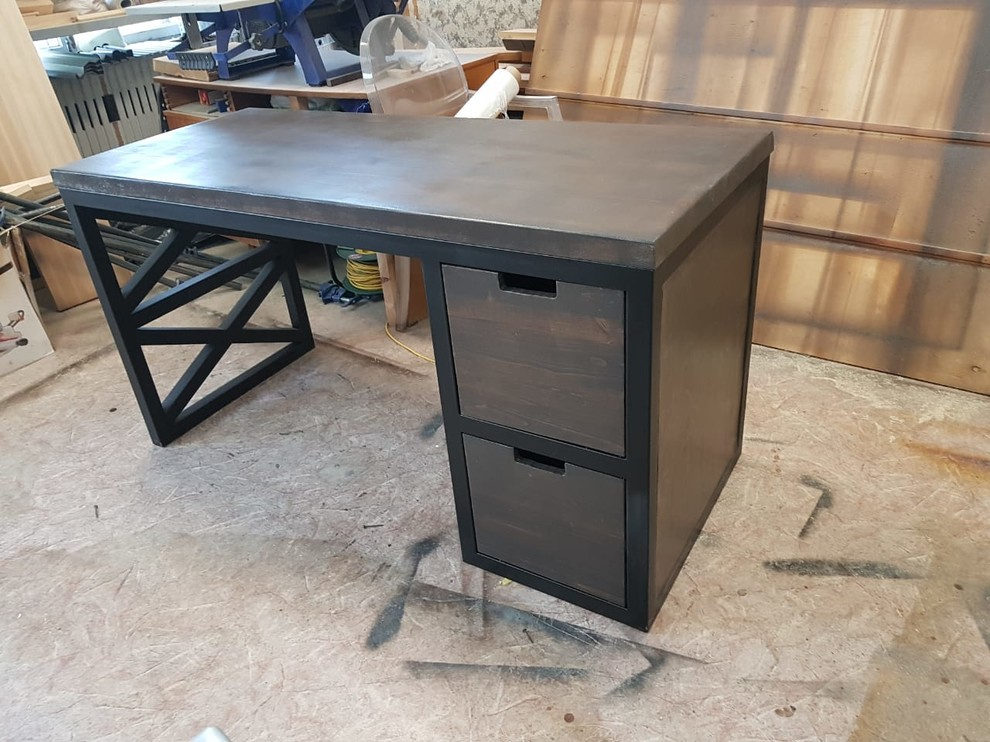 Обложка проекта: Рабочий стол.