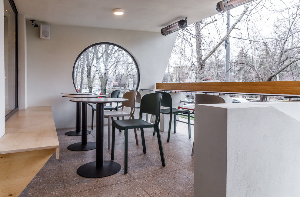 Обложка проекта: Кафе-кондитерская «Университет»