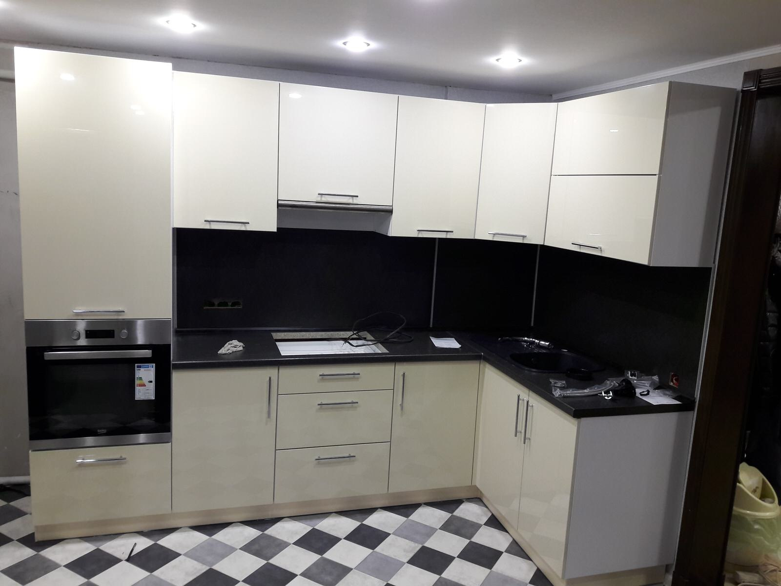 Кухни по индивидуальным проектам