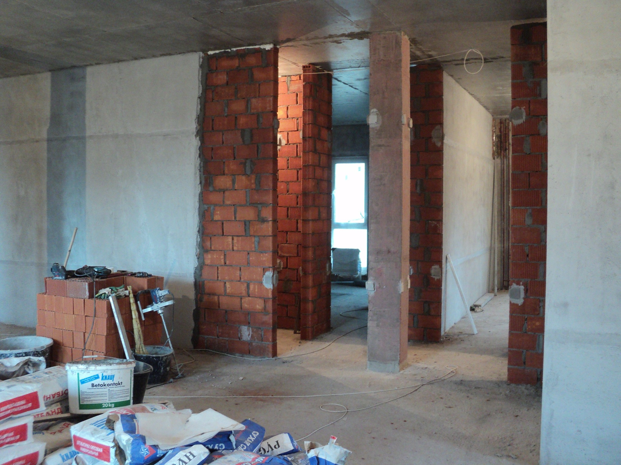 Обложка проекта: Штукатурка стен по горизонтальным,гипсовым маякам ЖК Отрада