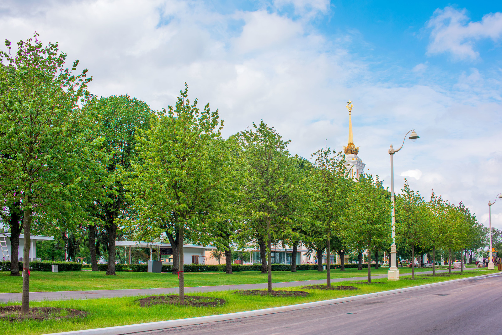 ЛАНДШАФТНЫЙ ПАРК ВДНХ Г.МОСКВА
