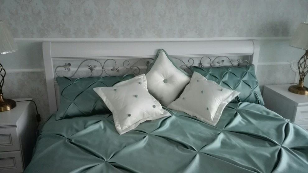 Комплект в спальню (шторы, покрывало).