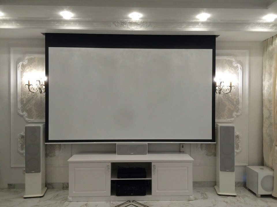 Обложка проекта: Домашний кинотеатр в классическом стиле