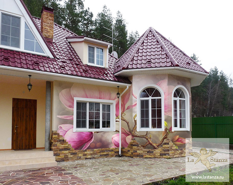 Фасад частного загородного дома