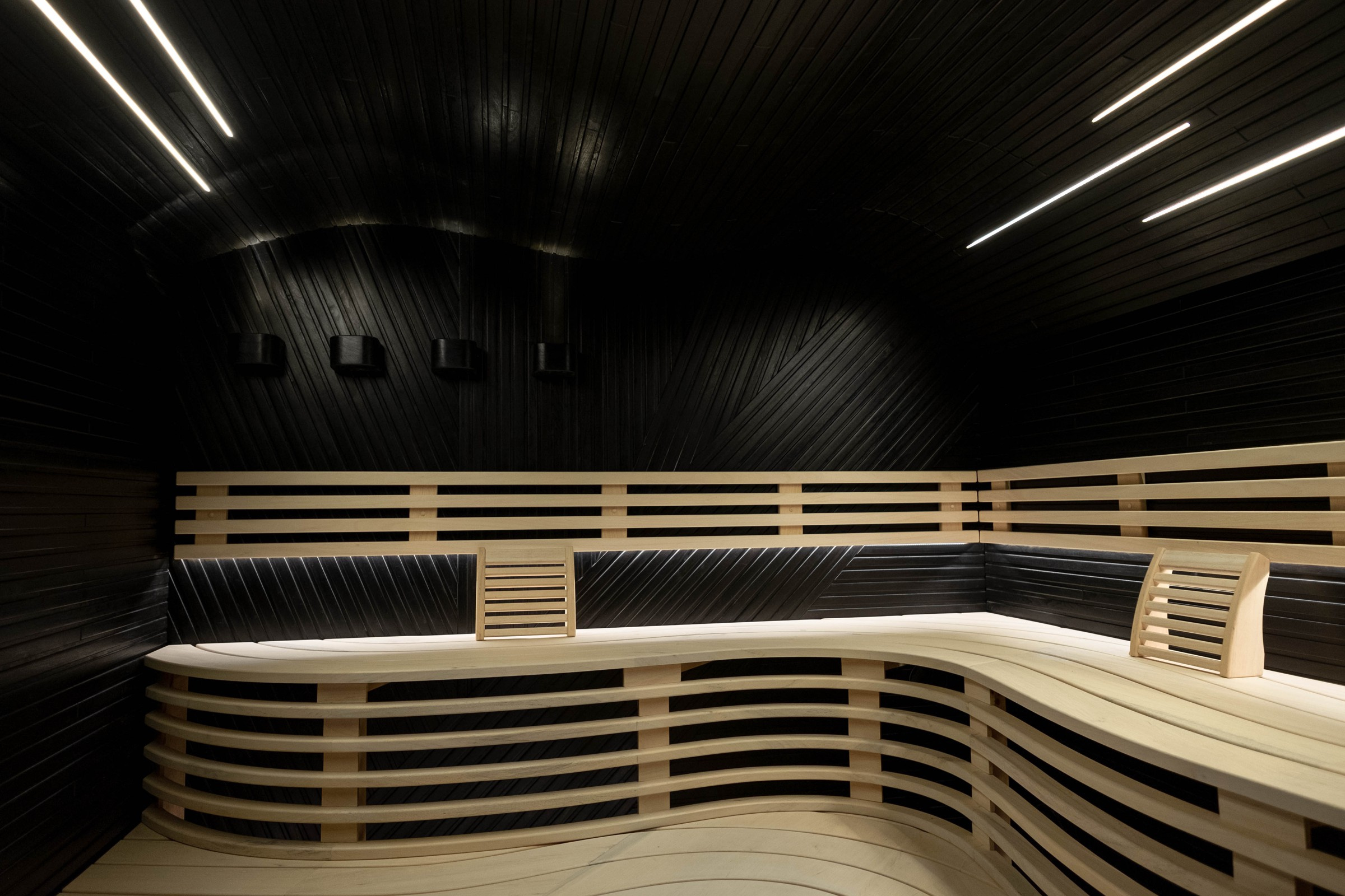 Космическая баня на дровах