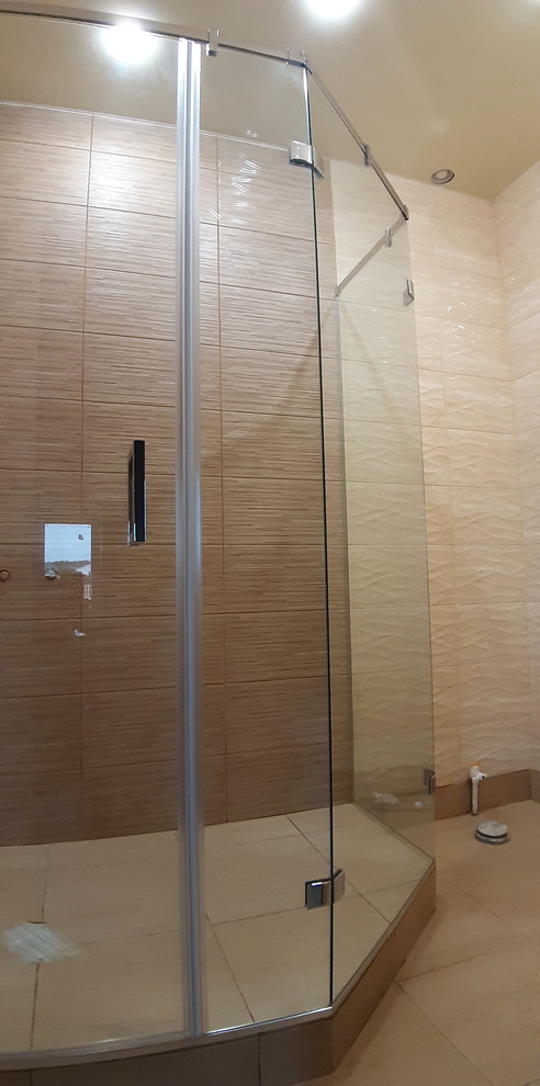 Душевая перегородка трапеция(пятиугольная)