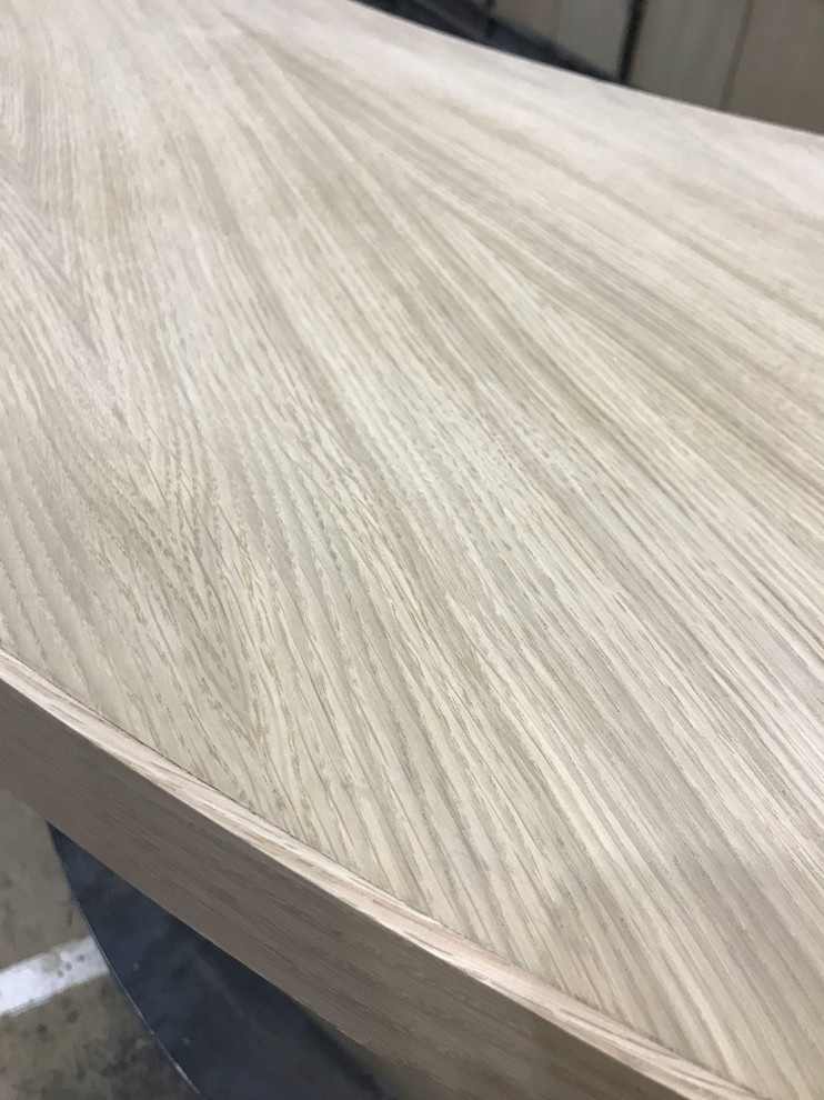 Бар Speak Easy с семиметровой барной стойкой