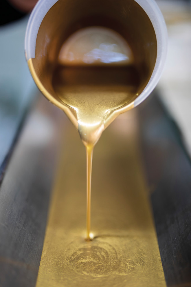 Farrow&Ball Metallic Wallpapers at Manders