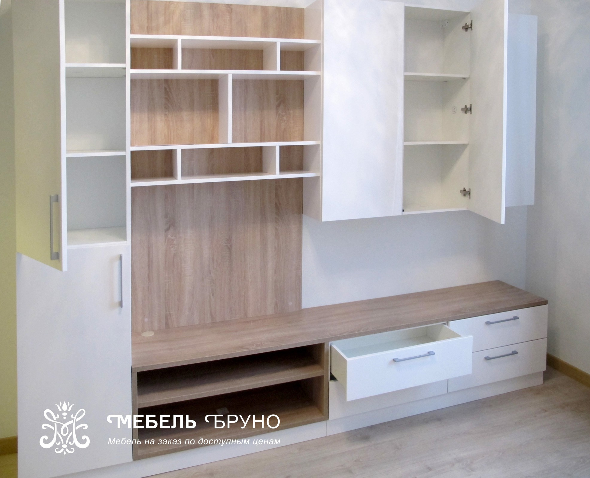 Гостиная стенка белая с деревом