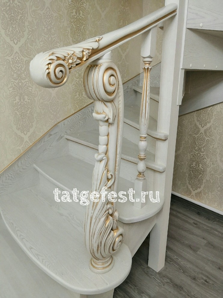 Лестница из ясеня