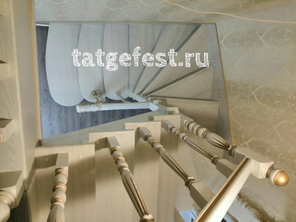 Лестница из ясеня