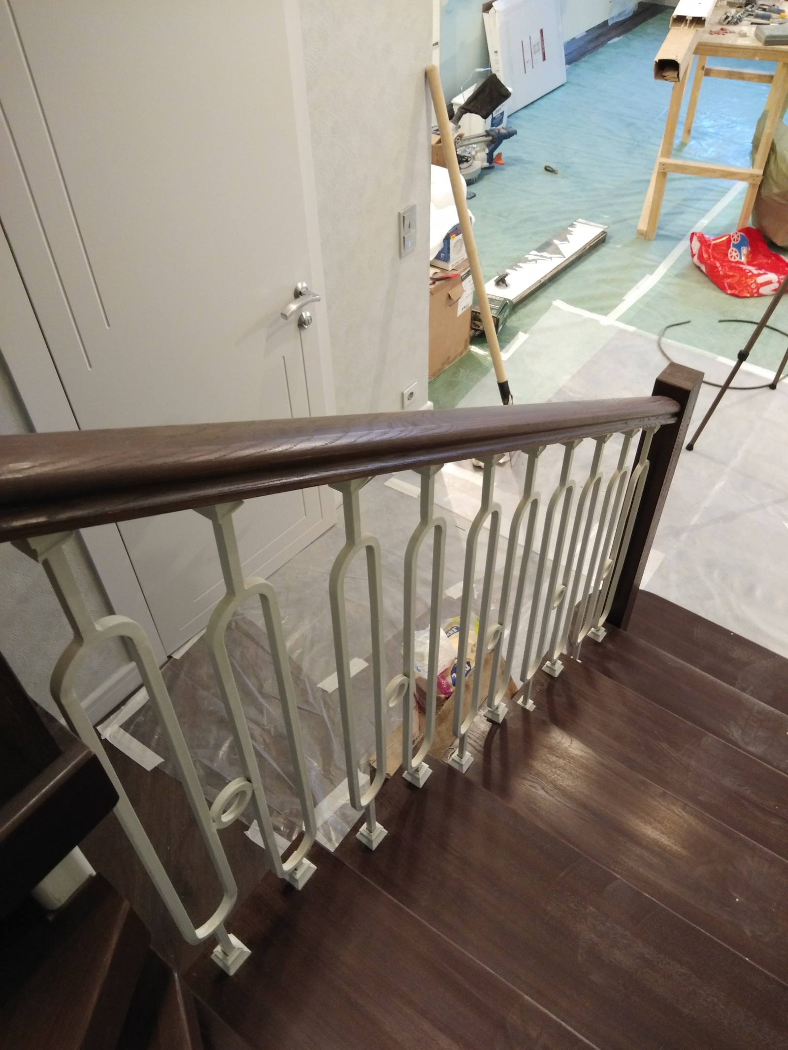 Лестница на металле