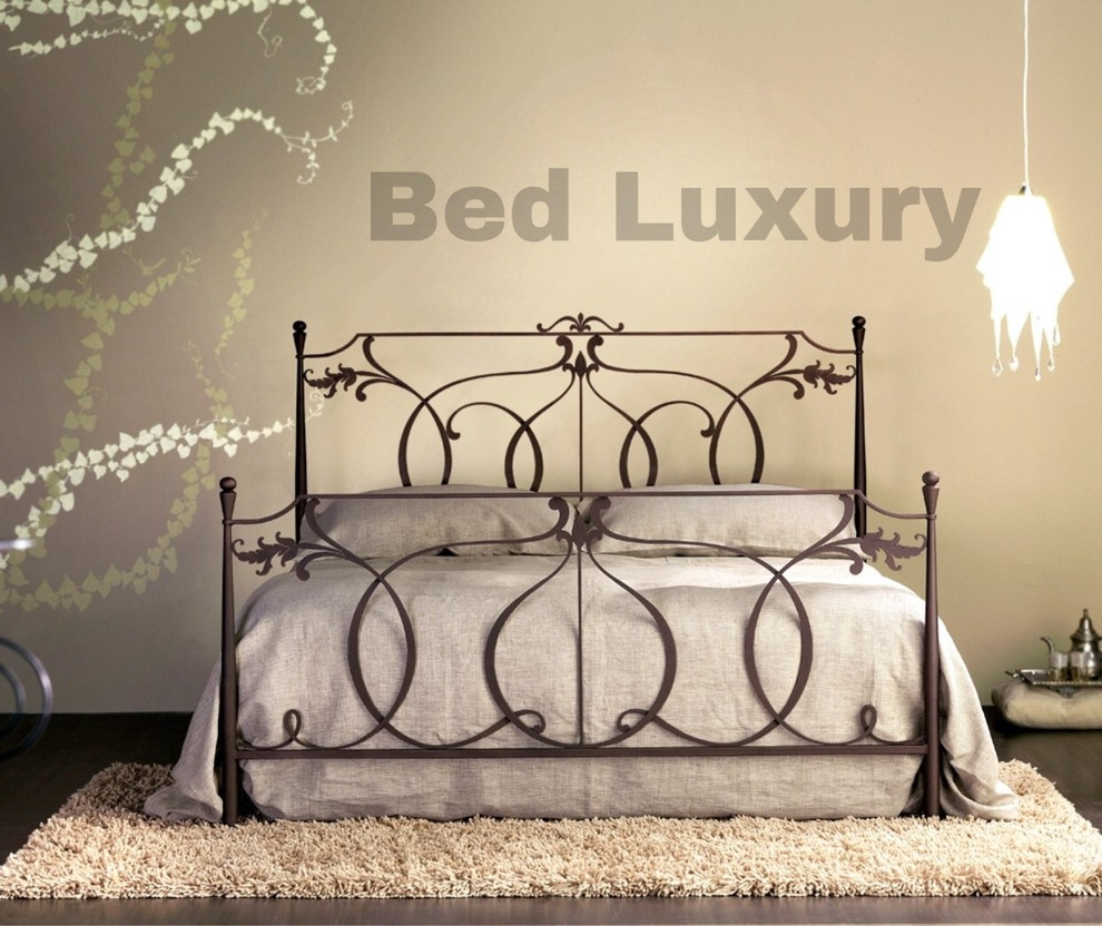 Обложка проекта: Кованая кровать «Амальфи»