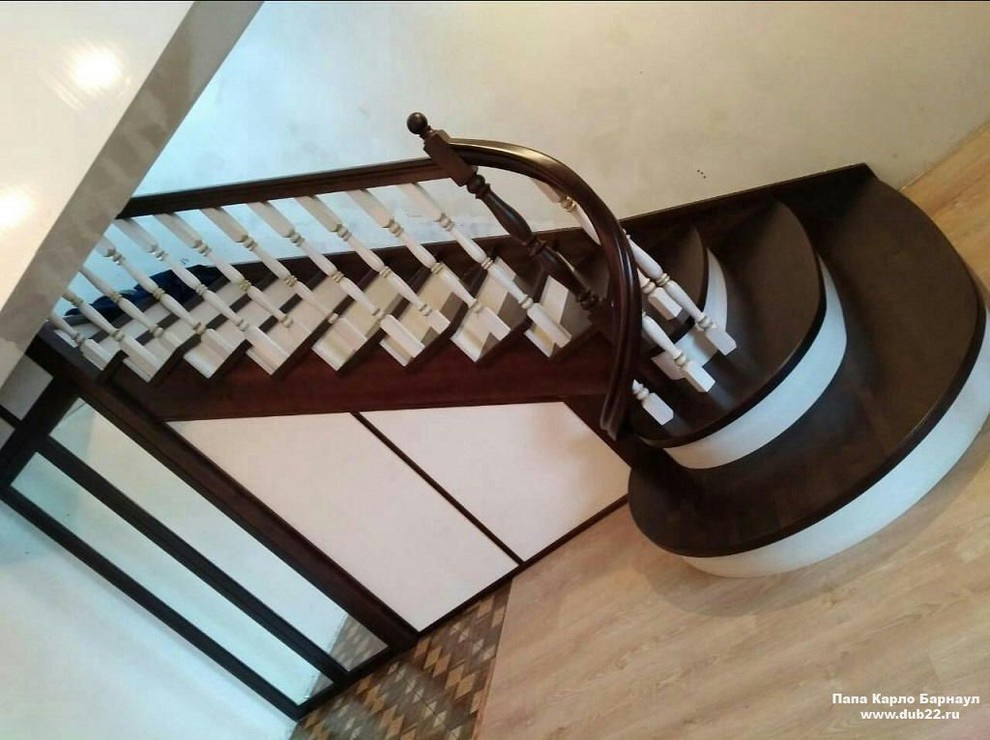 Обложка проекта: Лестница с гнутым поручнем в с. Березовка