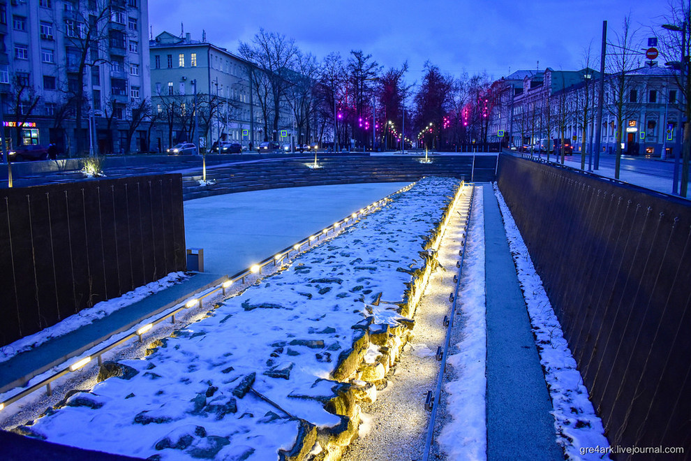 Хохловская площадь