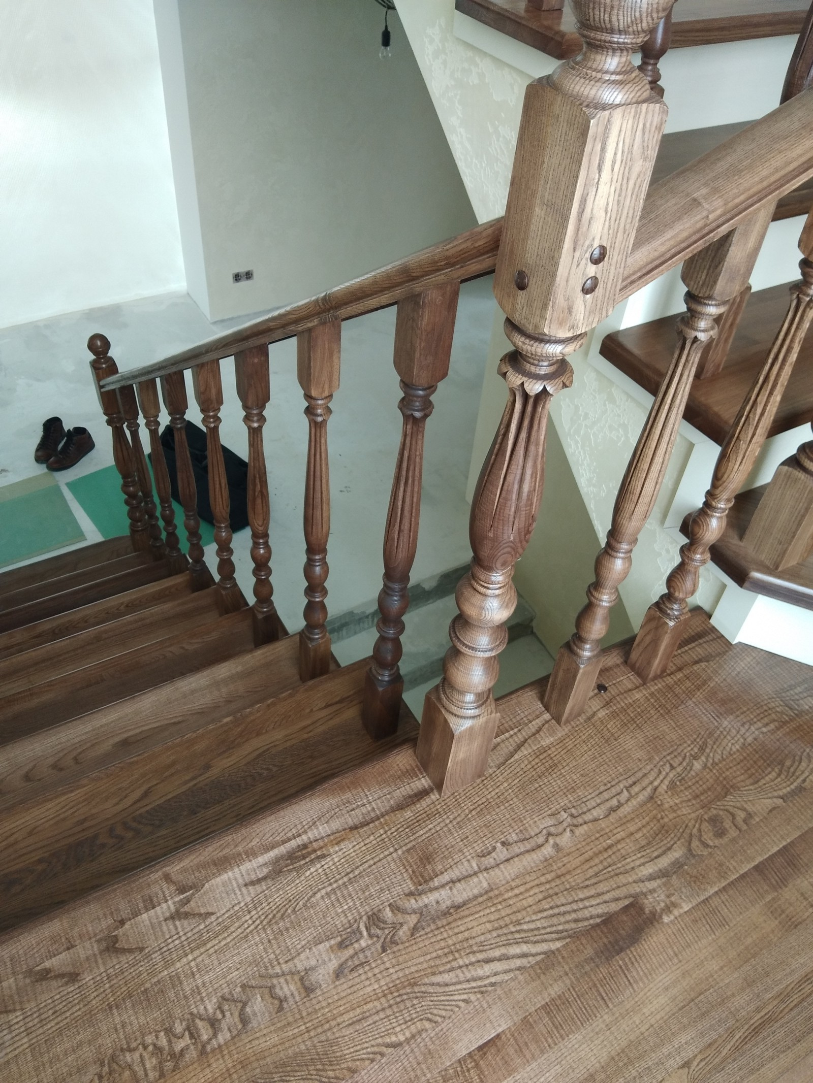 Лесница из ясеня