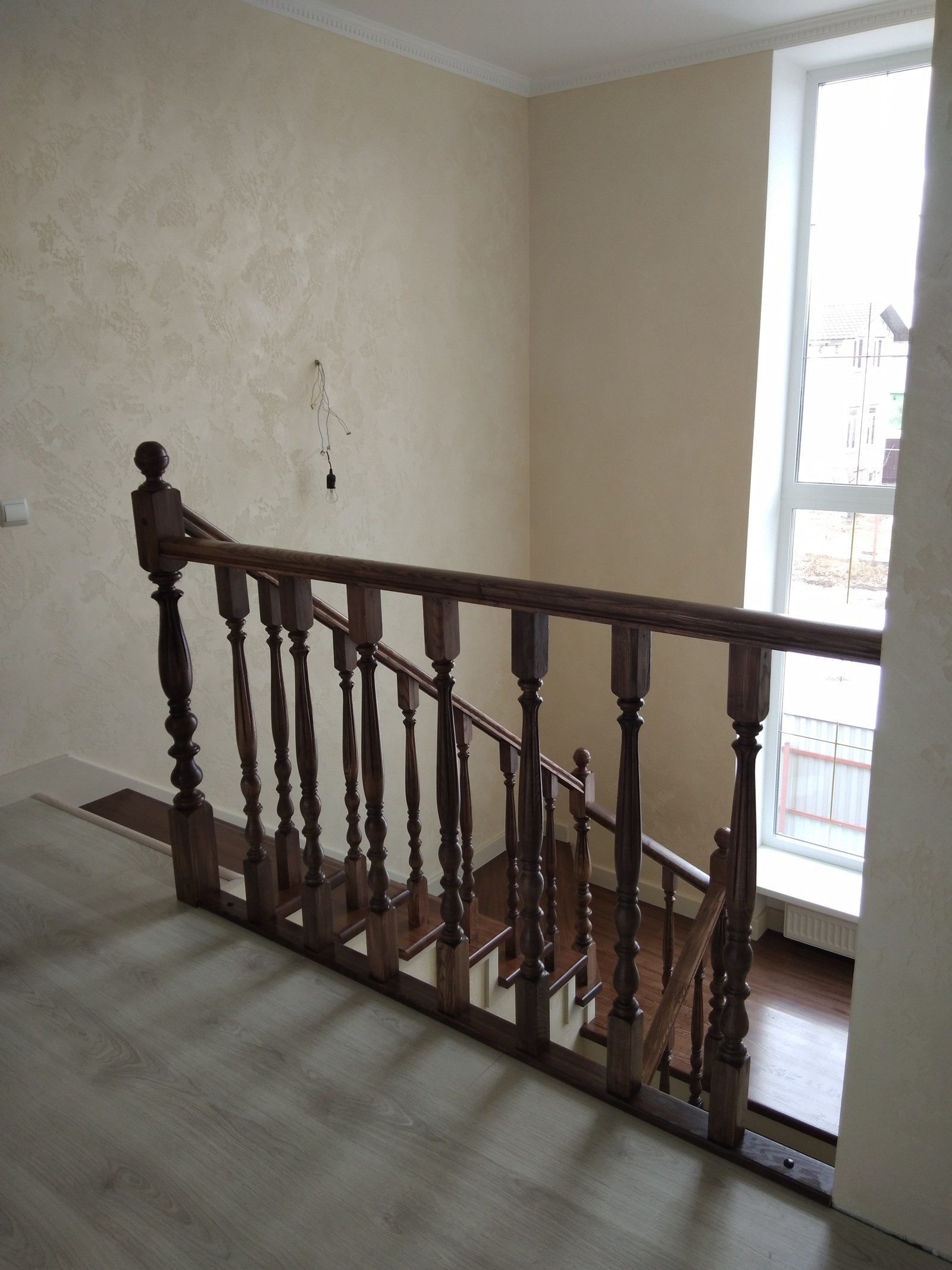 Лесница из ясеня