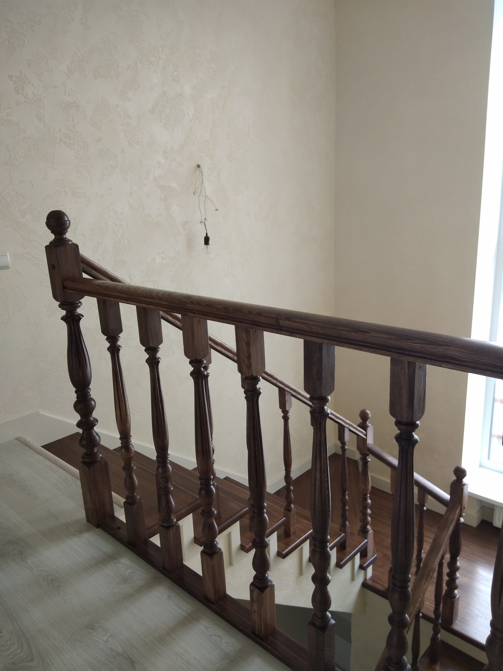 Лесница из ясеня