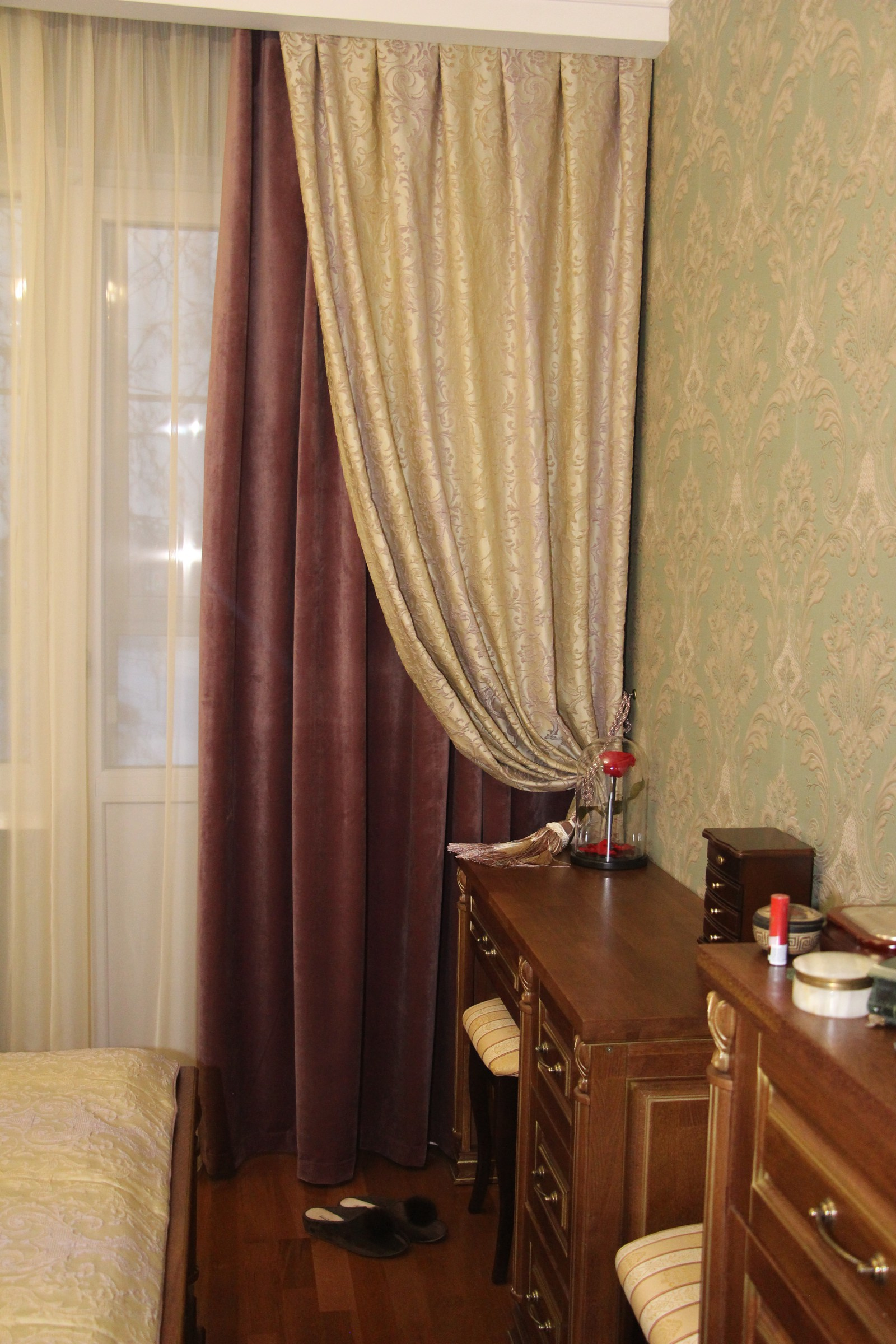 Обложка проекта: Спальня в классическом стиле