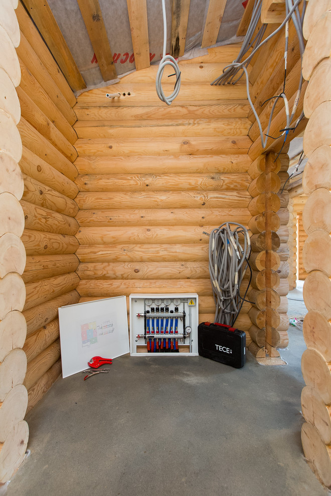 Бревенчатый дом в п. Родной