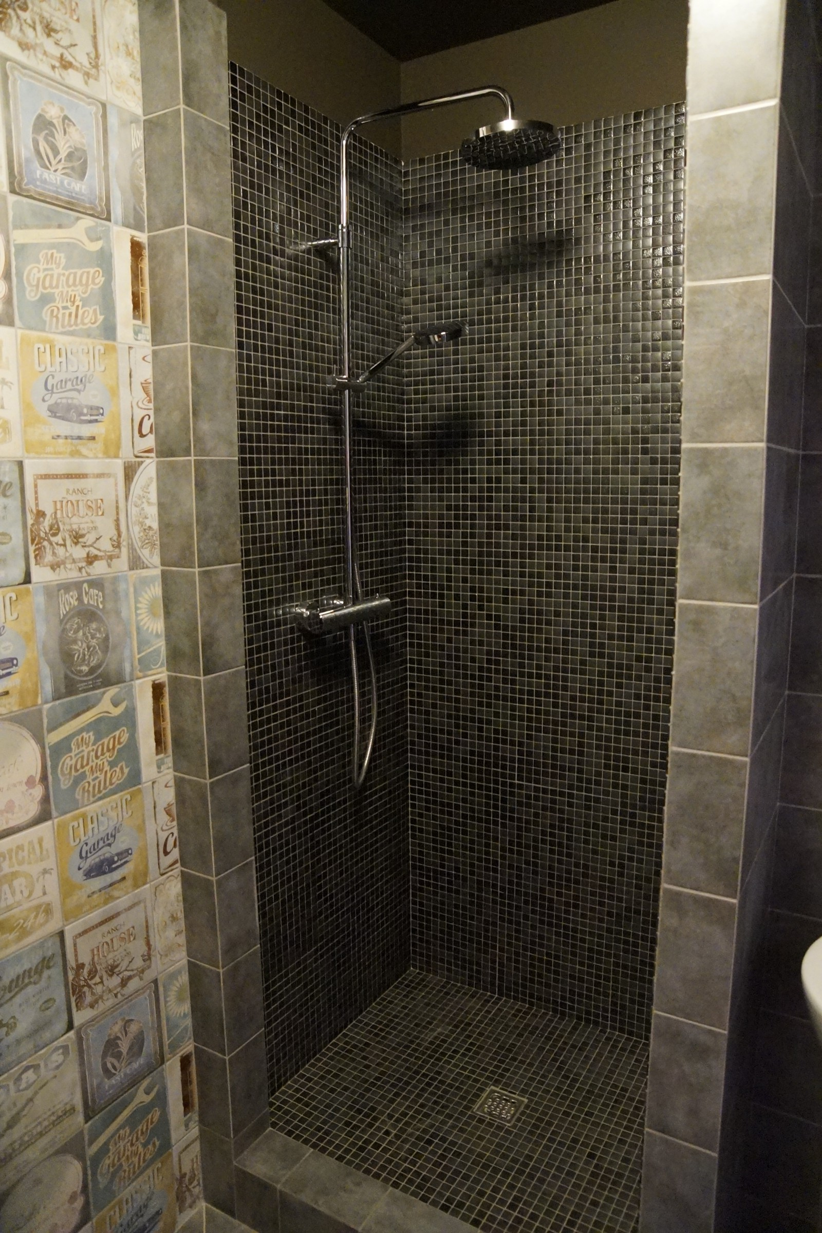 Небольшая квартира с очень ограниченным бюджетом в 2 яруса в Краснодаре