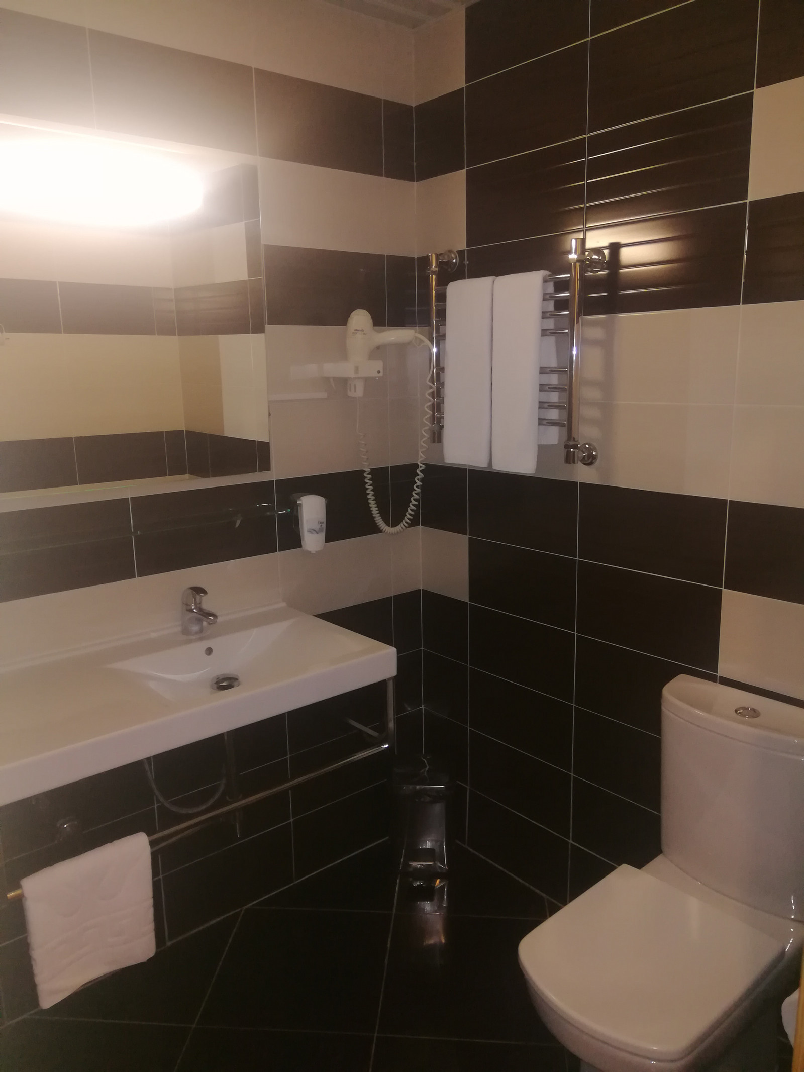 Гостиничный комплекс «Парус», г.Сочи