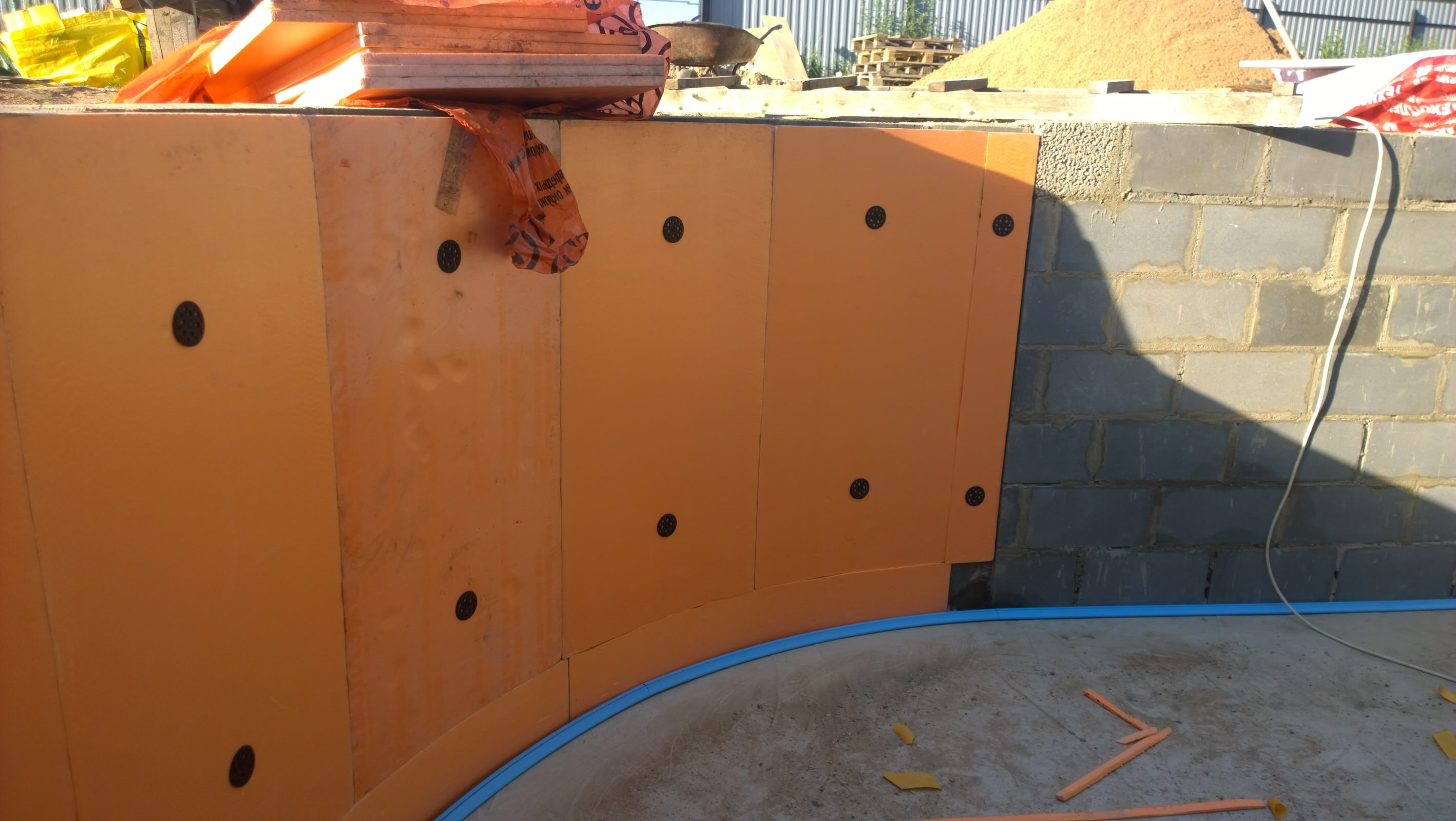 Крытый бассейн