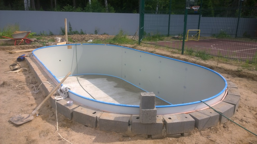 Крытый бассейн