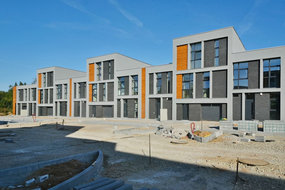 House 2