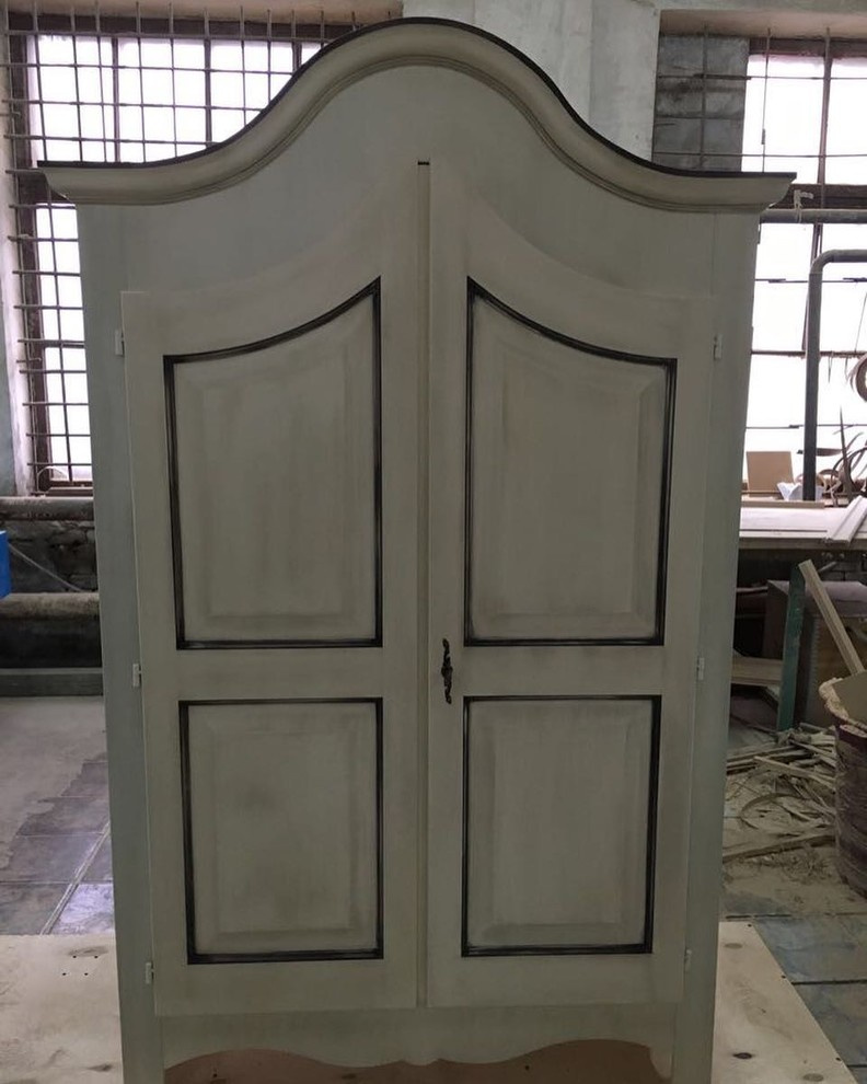 Мебель по индивидуальному заказу.