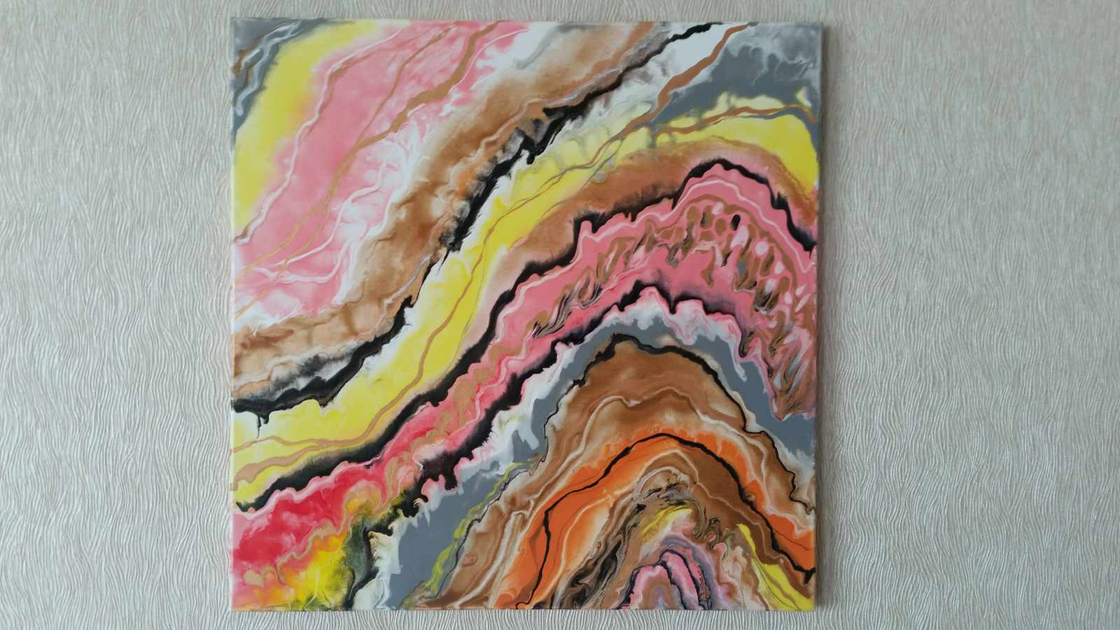 Картины и панно в технике FluidArt