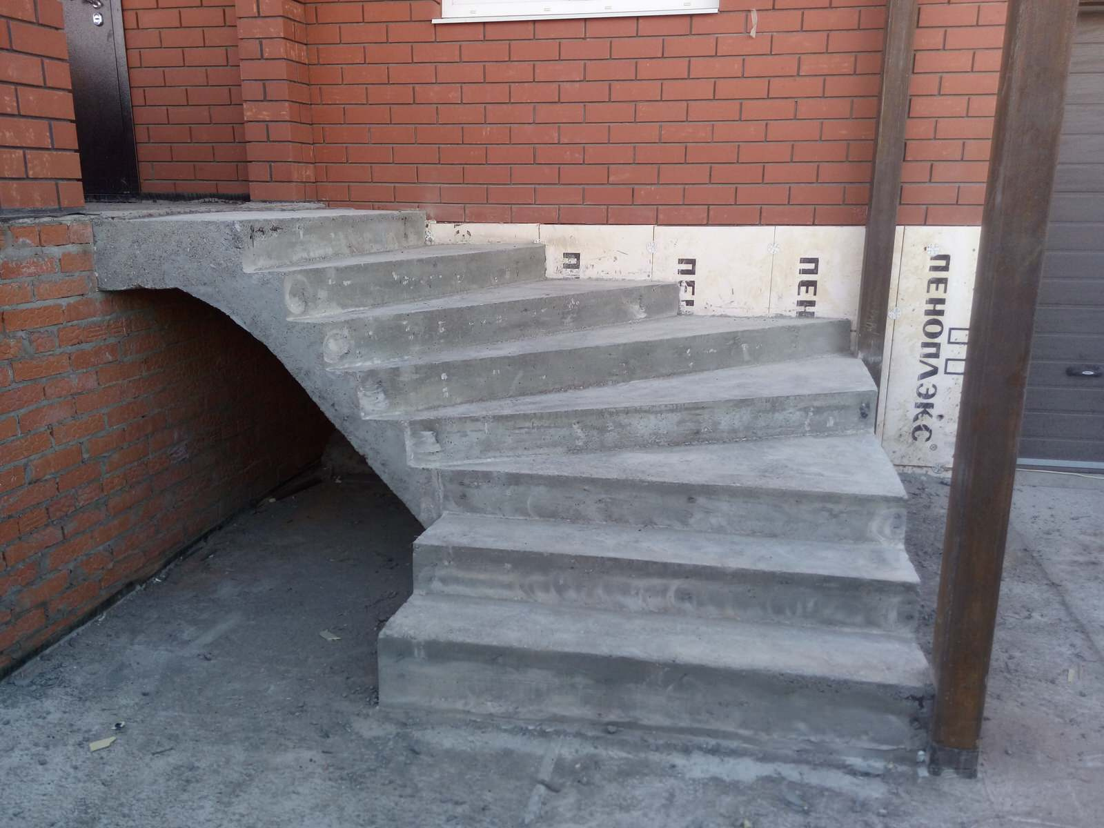 Фасадная лестница