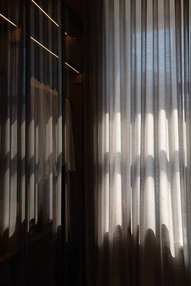 Luxury Curtains. About us