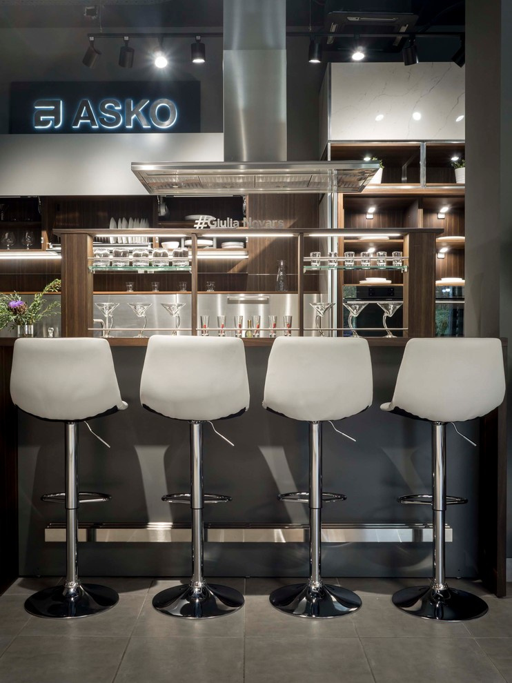 Giulia Novars, Нижний Новгород, ул. Горького 260