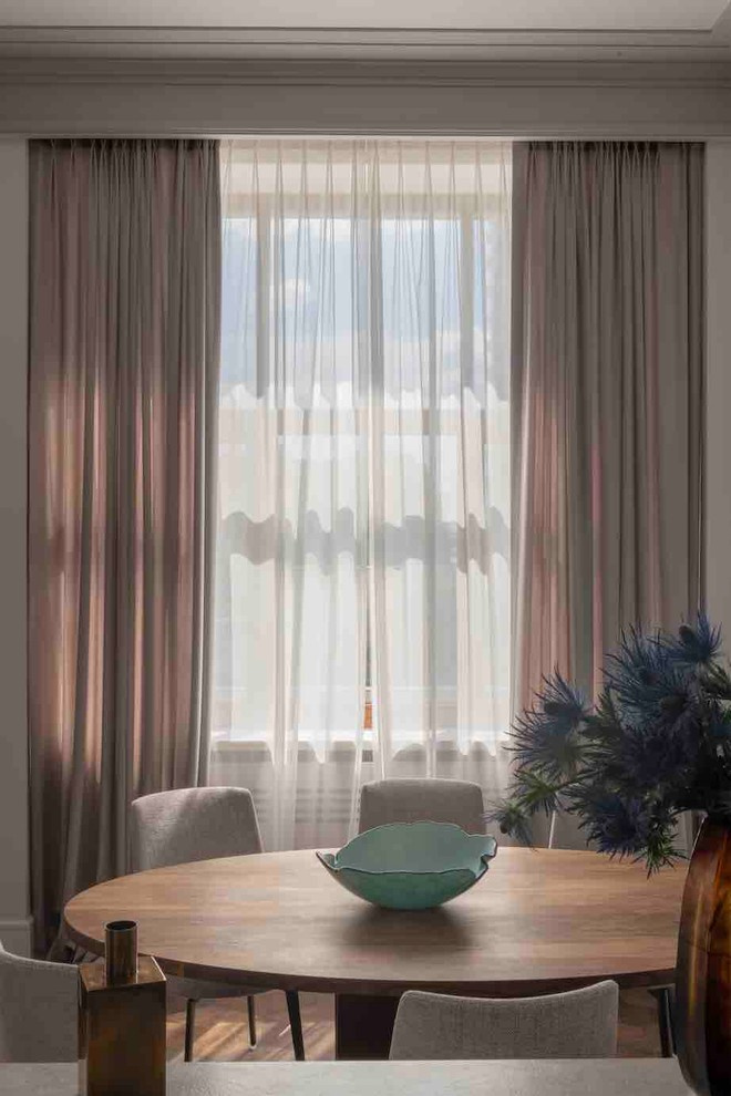Luxury Curtains. PORTERS/SEWING/DESIGN AND SAMPLE