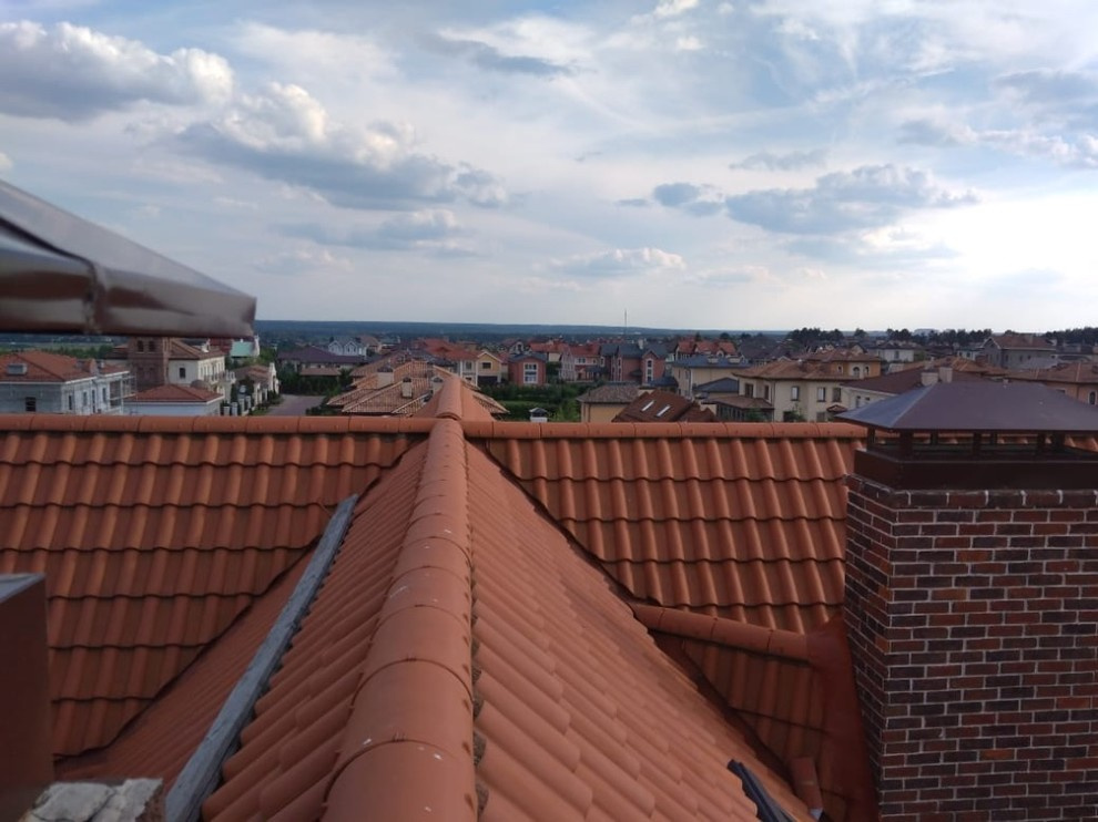 Устройство кровли из натуральной черепицы