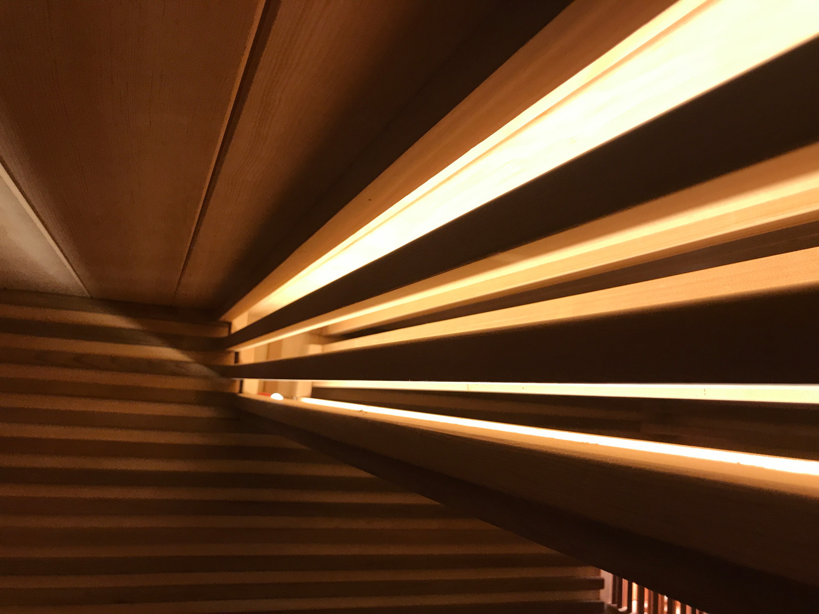 Парная из канадского кедра