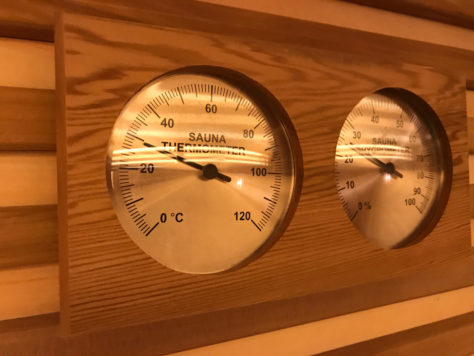 Парная из канадского кедра