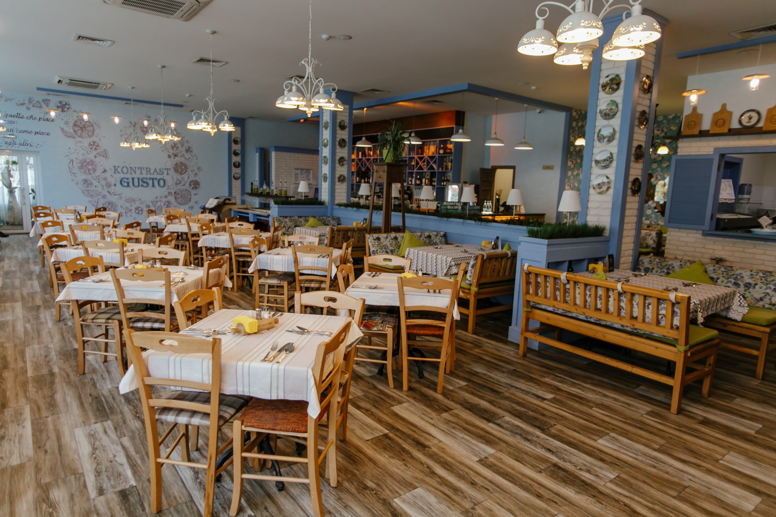 Кафе Kontrast Gusto