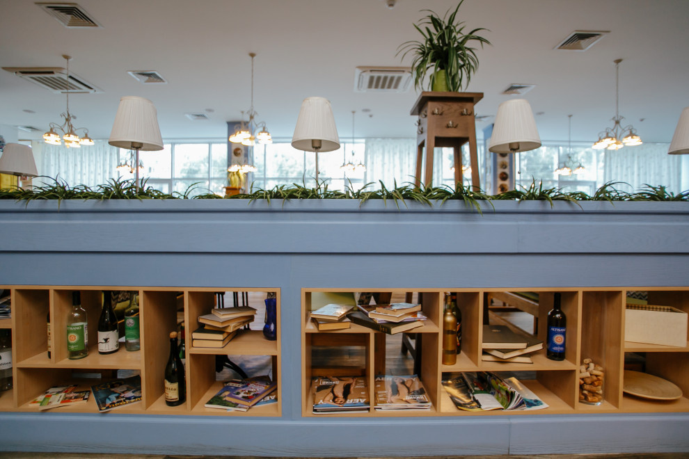 Кафе Kontrast Gusto