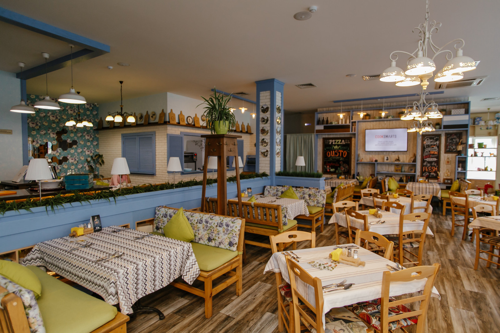 Кафе Kontrast Gusto