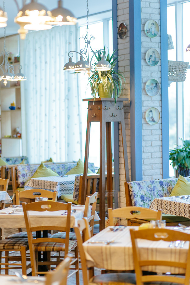 Кафе Kontrast Gusto