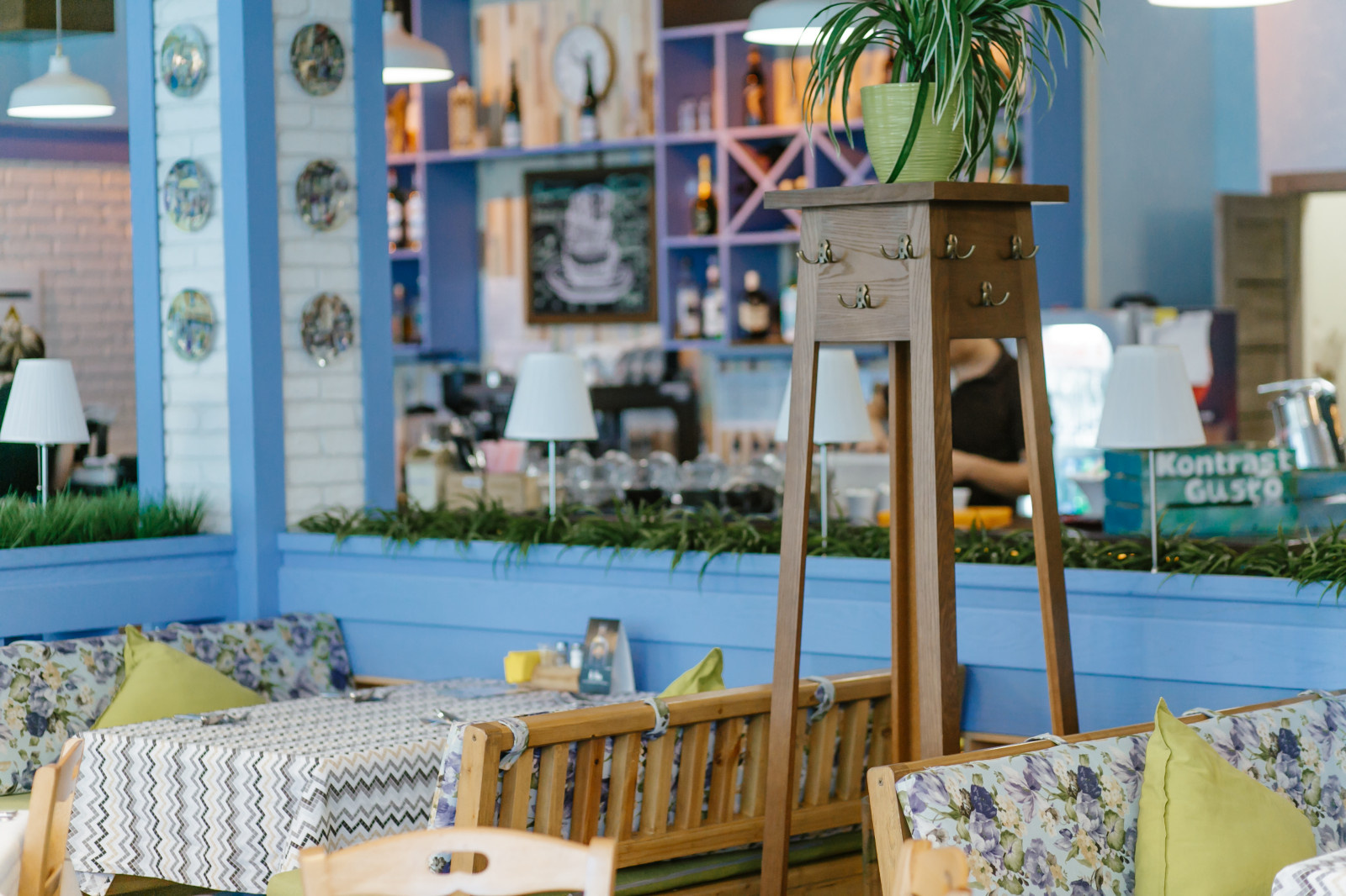 Кафе Kontrast Gusto