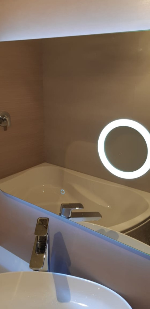 Спасённая ванная после 3их не умельцев .